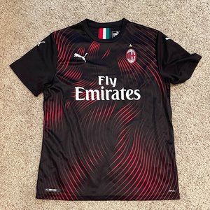 AC Milan Official Puma soccer jersey - Size L